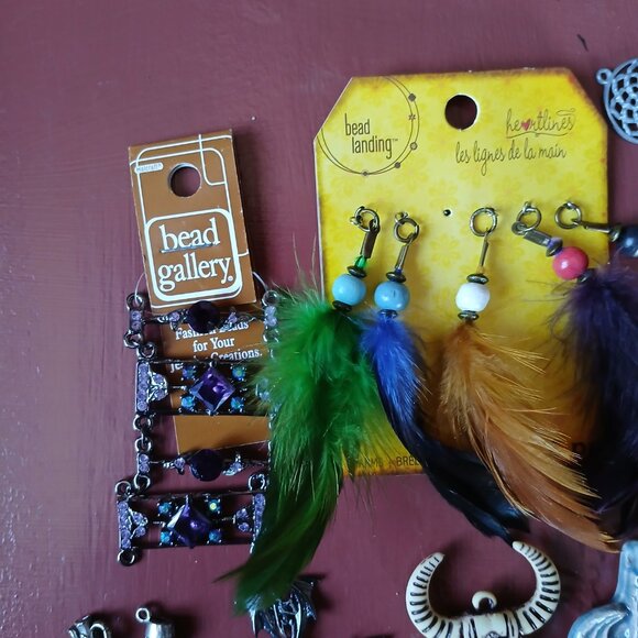 Destash Lot of 77 Jewellery Jewelry Findings Pendants Charms Fancy Boho Goth - Picture 10 of 13